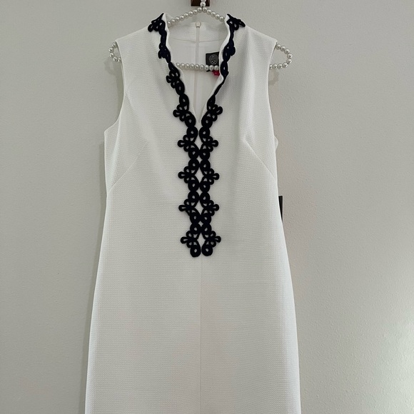 New with tags! Vince Camino dress in ivory with dark navy blue detail. - Picture 1 of 5